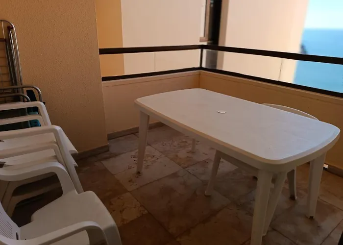 Апартаменти Playa Del Cristo Естепона